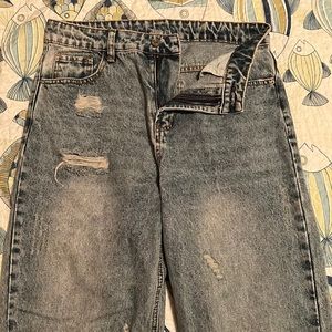 Large Womens Mom Jeans! Never worn.